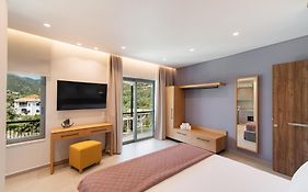 Niriton Residence Brand New Nydri Suites